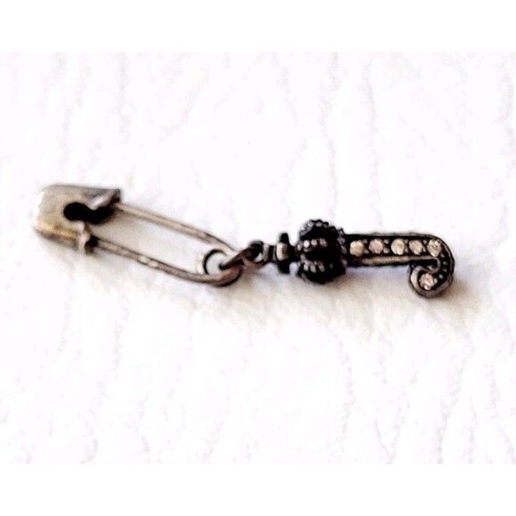 JUICY COUTURE INITIAL LETTER "J" CHARM PENDANT SAFETY PIN SILVER TONE - Picture 2 of 5